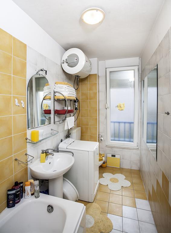 Apartment Sunny Yellow - With Balcony And Parking Place, Split Værelse billede